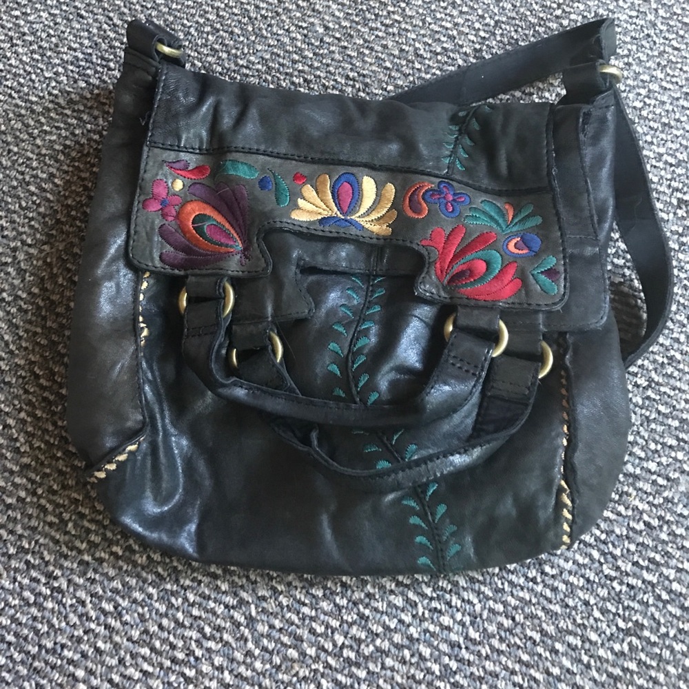 Lucky brand purse