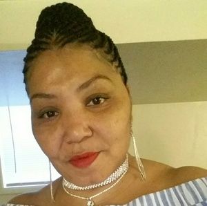 Meet your Posher, Kim