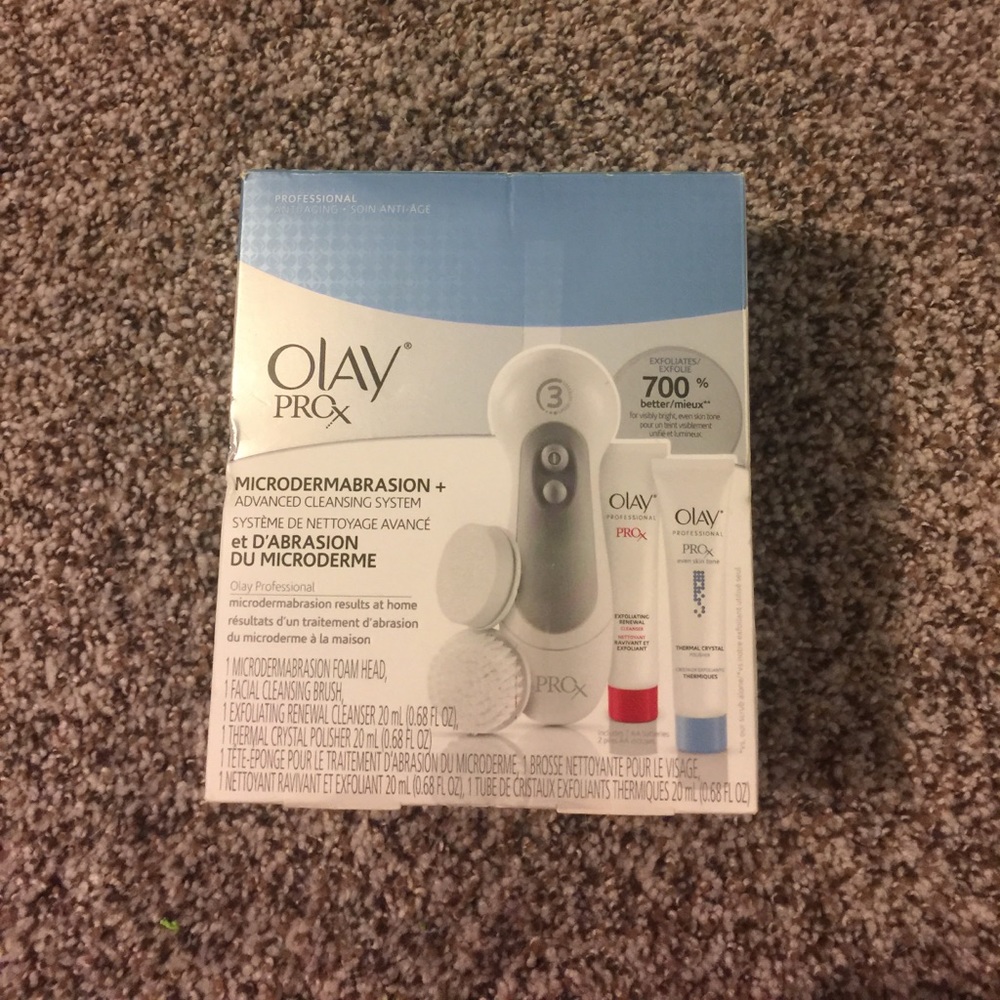 Olay ProX microdermabrasion and cleaning system