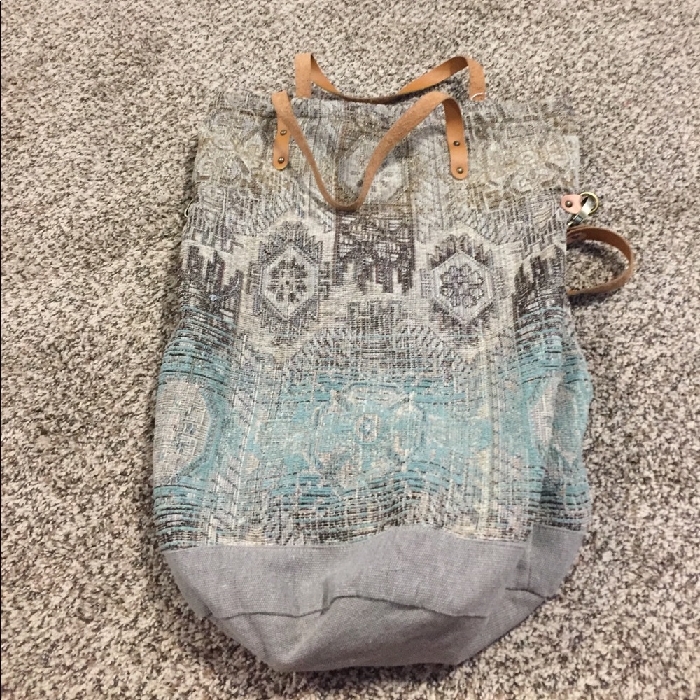 EXTREMELY RARE carpet bag from Thailand