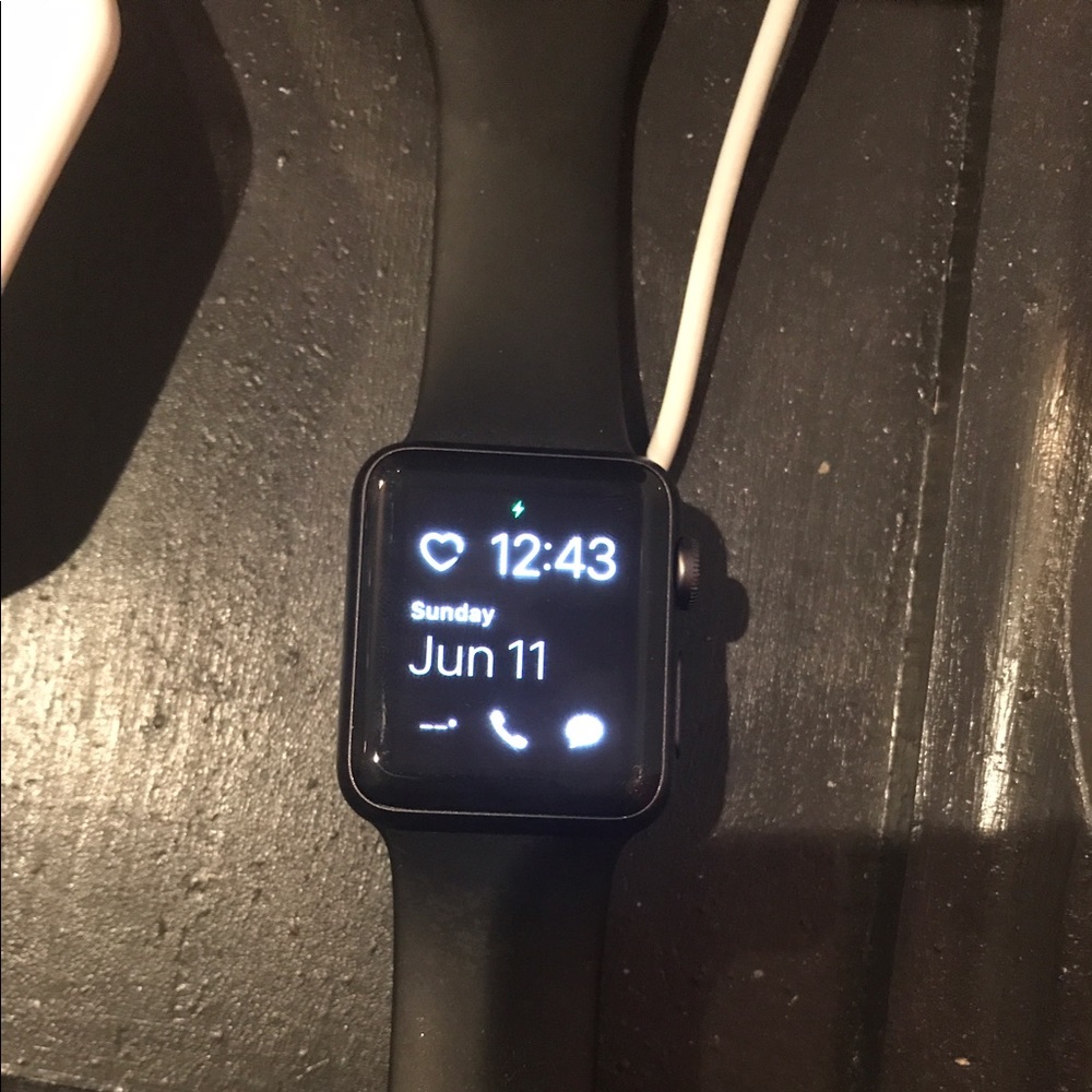 Apple Watch series 1 - Picture 2 of 3