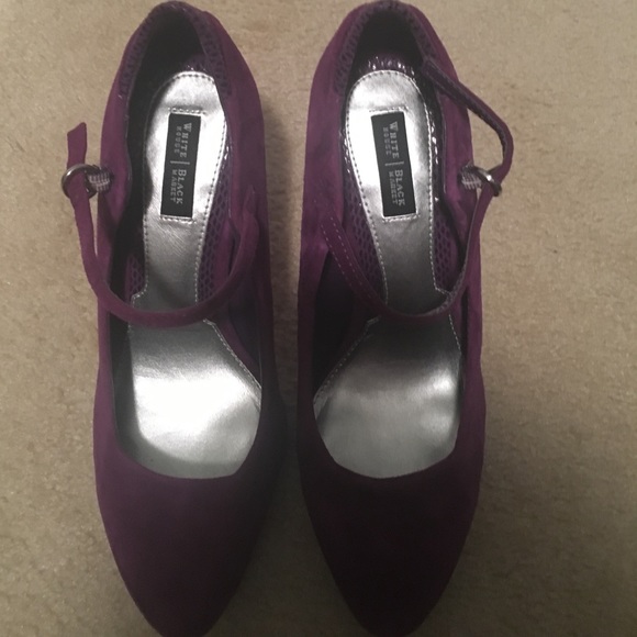 WHBM  elegant  suede pump; worn twice! 👠💗 - Picture 3 of 4