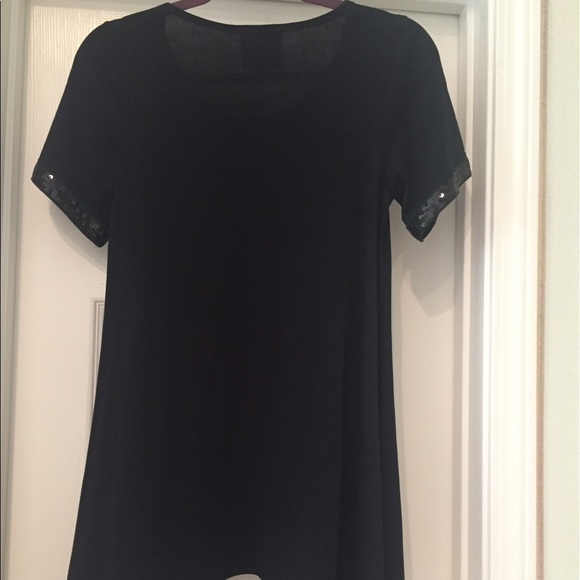 Flowy top - Picture 2 of 2