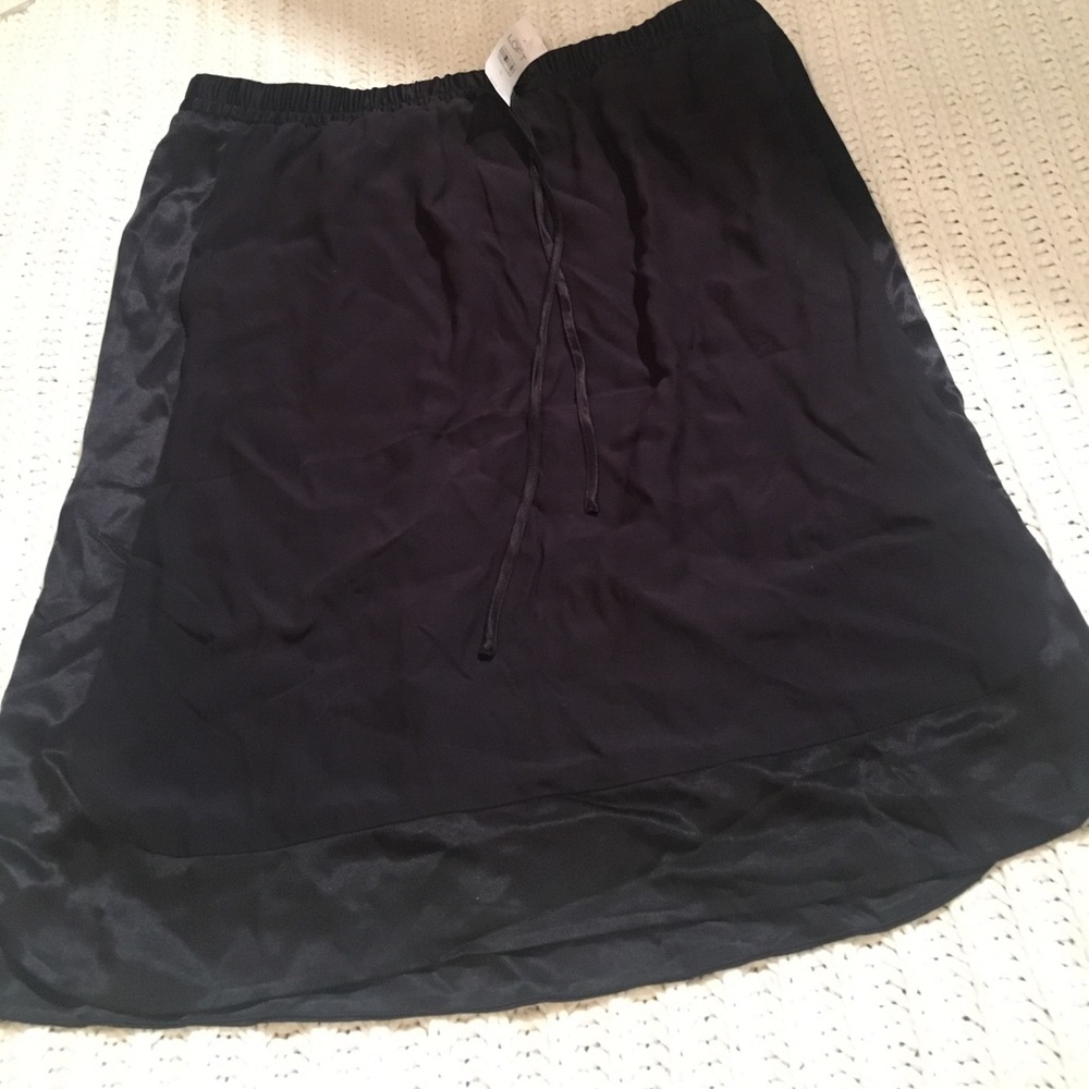 LOFT navy silk and satin skirt