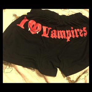 I heart vampire store from forks Washington