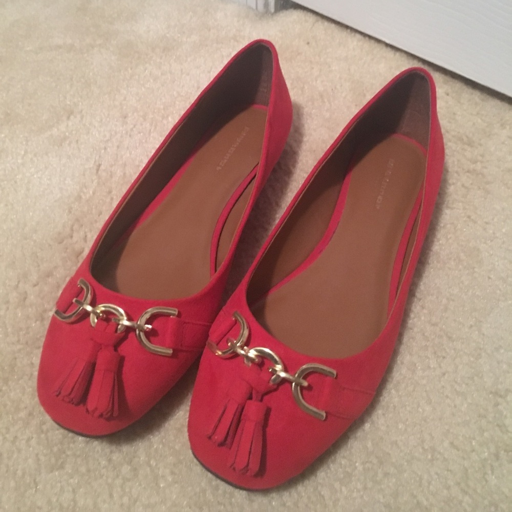 Banana Republic red suede tassel flats NWOT