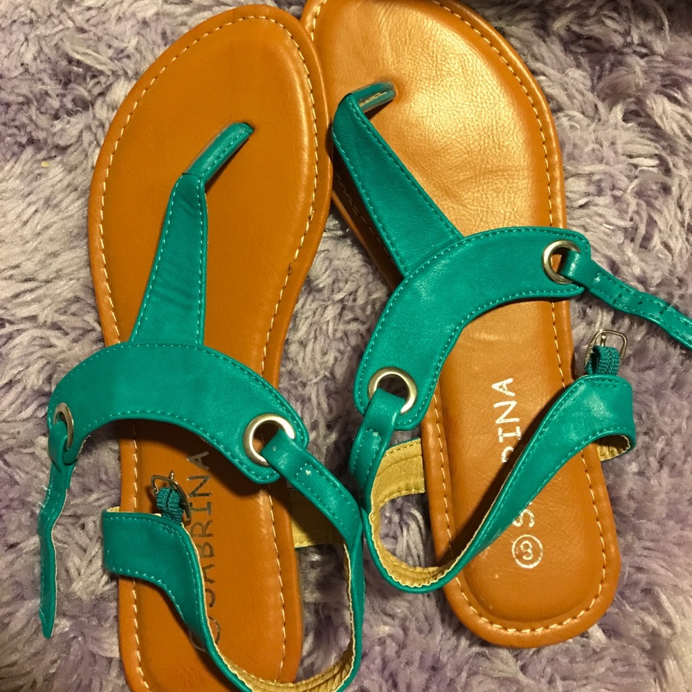 SABRINA sandals😍