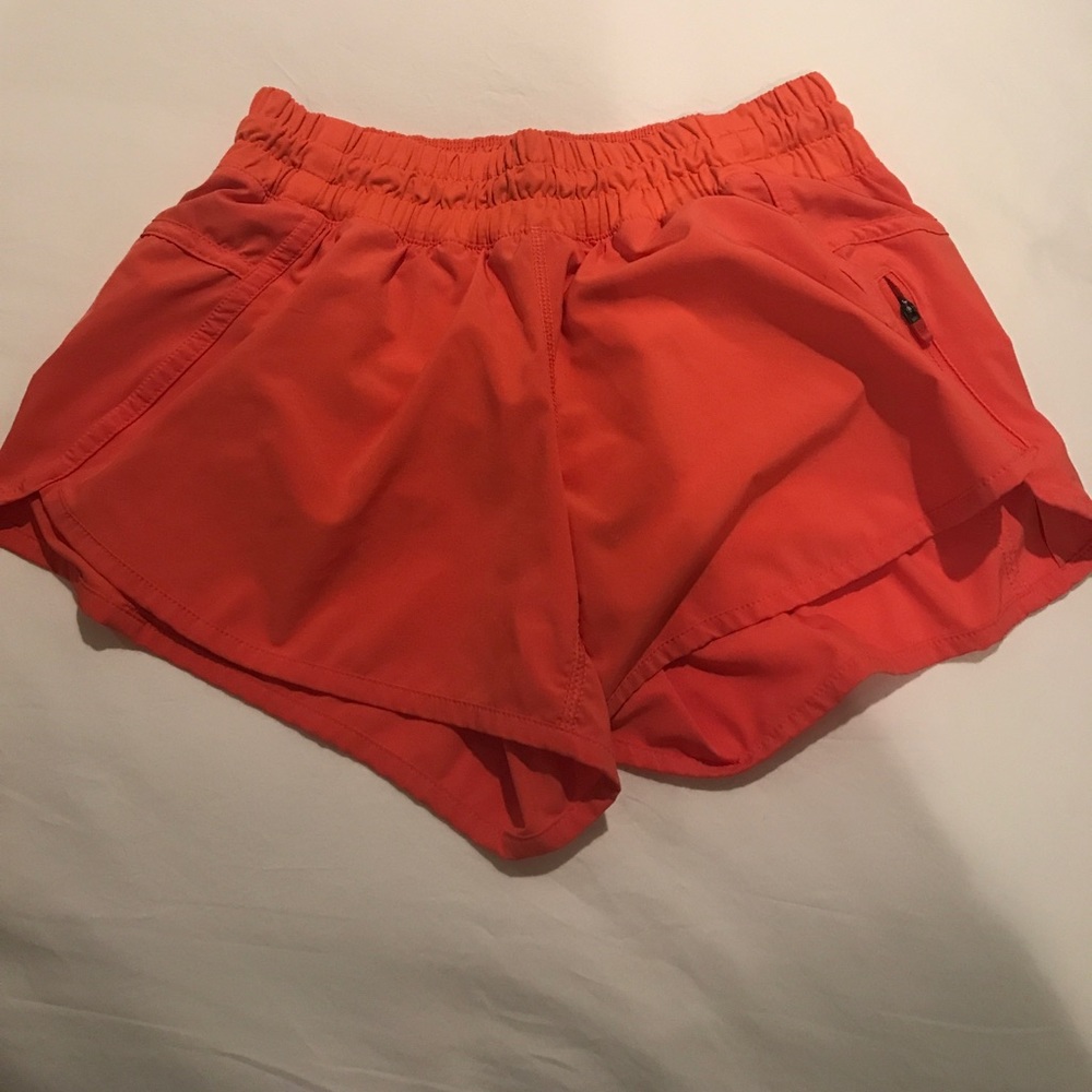 LULULEMON tracker shorts!!!