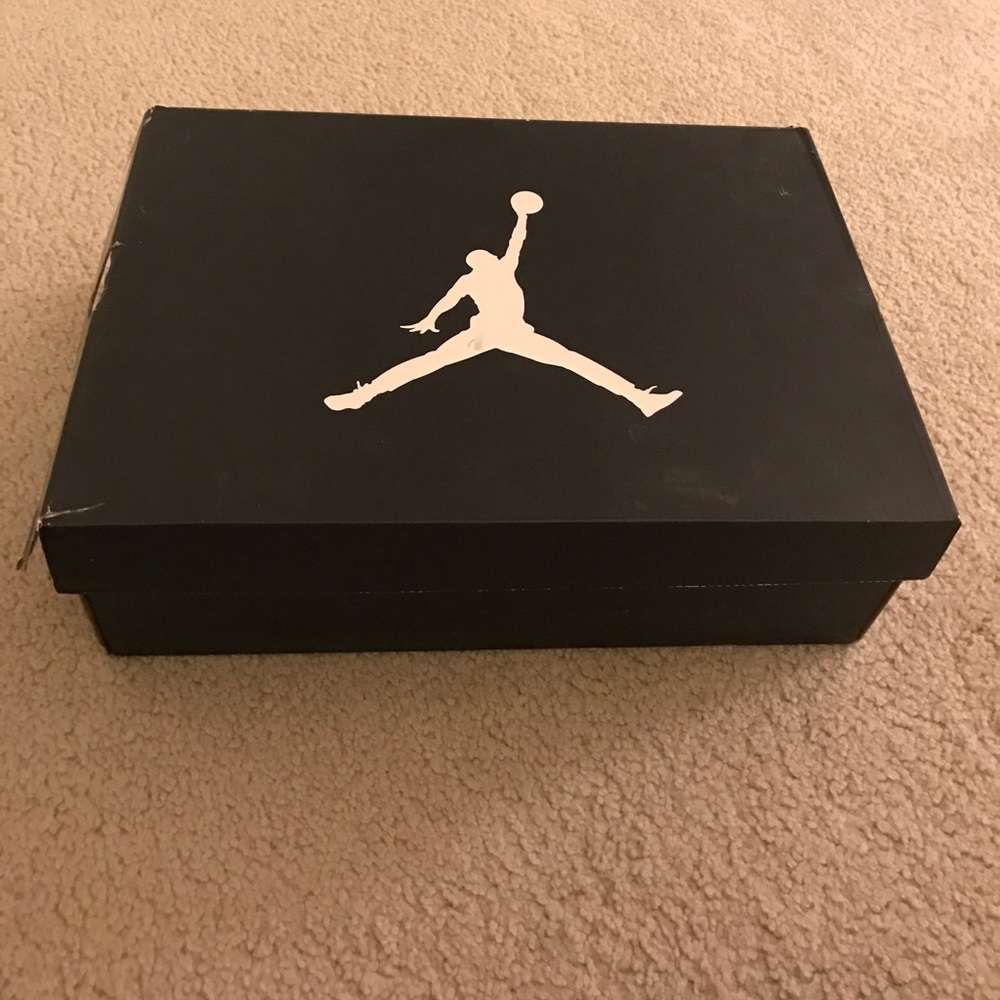 Jordan 10.5 shoe box