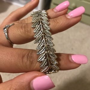 Bracelet: Silver Leaves Can Stretch!