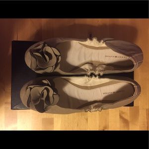 Tommy Hilfiger Ballet Flats, size 10, color sand