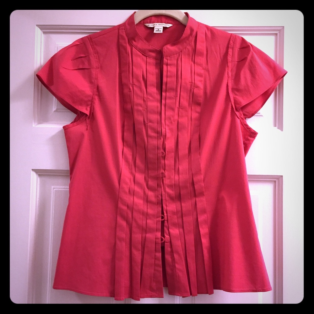 Banana Republic short sleeve blouse