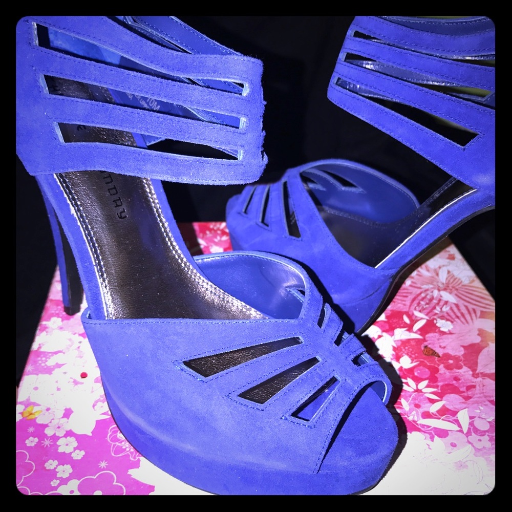 Chinese Laundry "Haughty" Royal Blue Heel 10