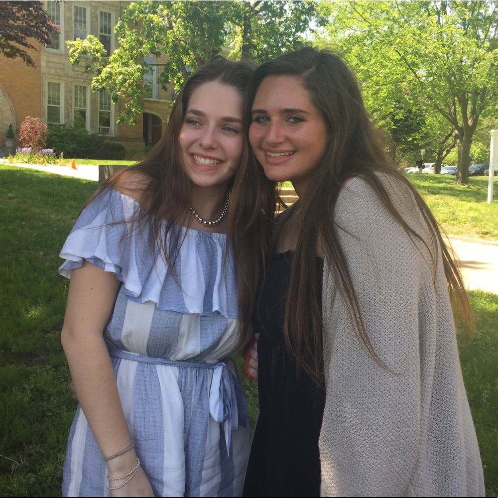 Meet your Posher, Dani