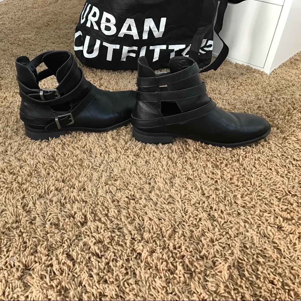 Forever 21 booties