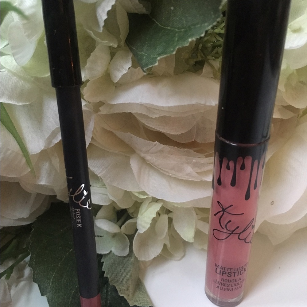 Poise K - Kylie Cosmetics Liquid Lip Kit