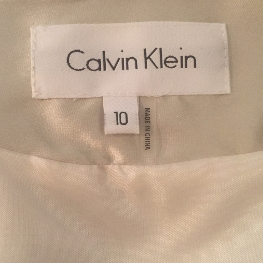 4/$20 Calvin Klein Silk Ombré Dressy Top Size 10 - Picture 5 of 6