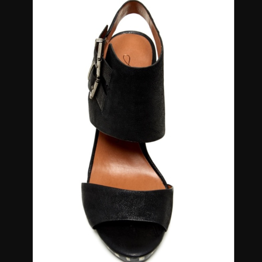 Arturo Chiang Annibell Wedge Sandal - Picture 3 of 3