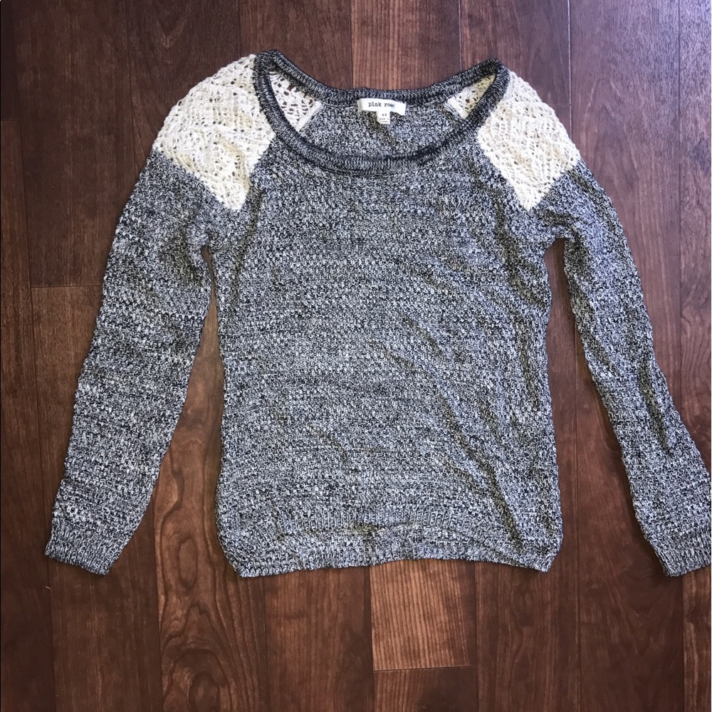 NWOT Grey knit sweater
