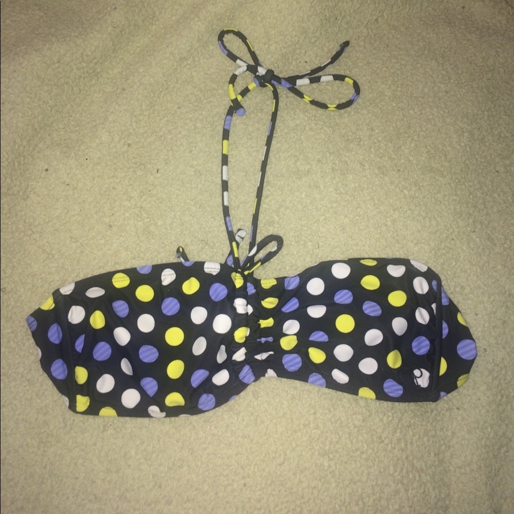 Polka Dot Bikini Top 👙