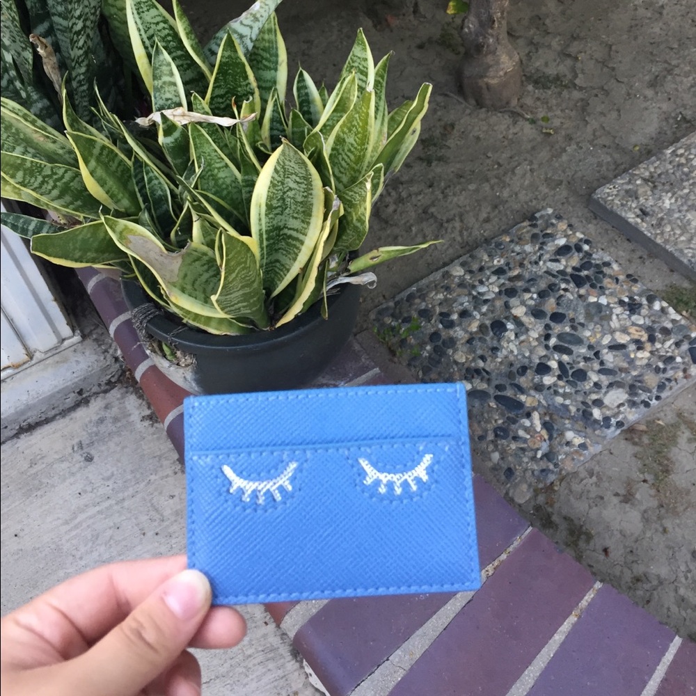 Eyelash Card Holder!!