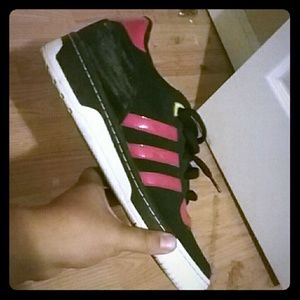 Adidas glola