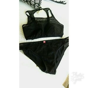 Victoria's Secret Swim - SET!!! VS Zebra Mesh Swim TOP + BOTTOM Victoria's Secret Swim - SET!!! VS Zebra Mesh Swim TOP + BOTTOM