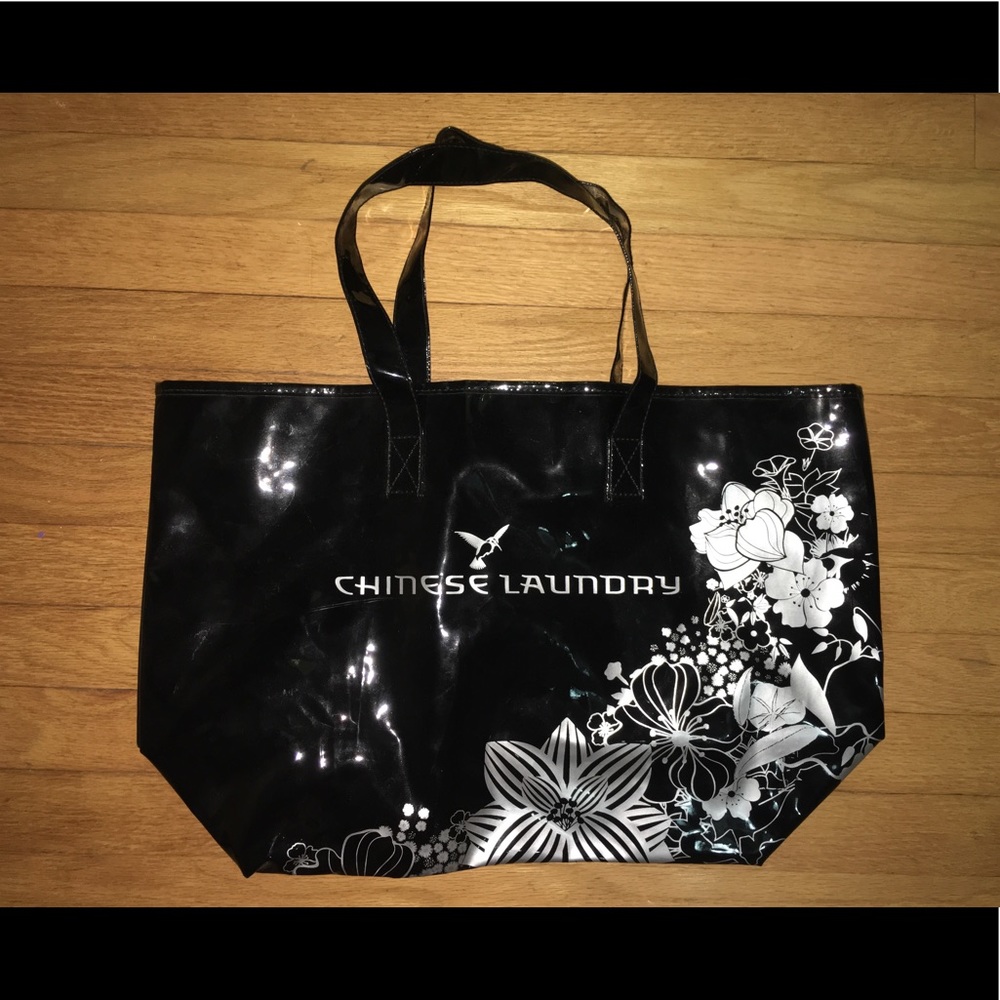 Chinese Laundry tote bag
