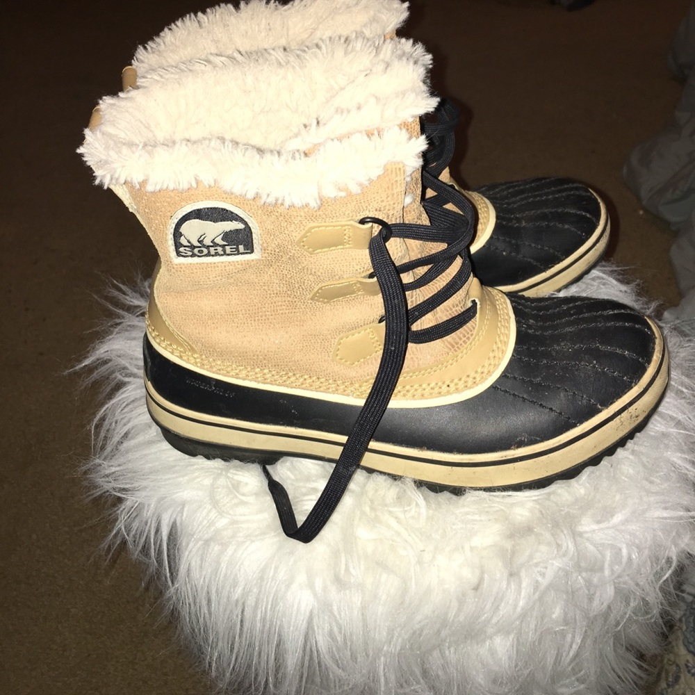 sorel size 8 winter boot