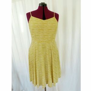 Old Navy Fit & Flare cami dress yellow white Large