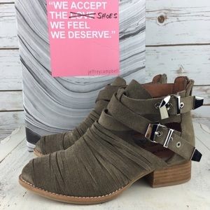 Jeffery Campbell Nuestra Booties!! cute & suede