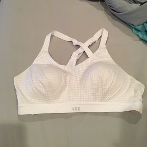 Victoria's Secret "Lightweight" sports bra