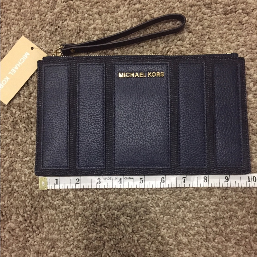 Michael Kors Clutch