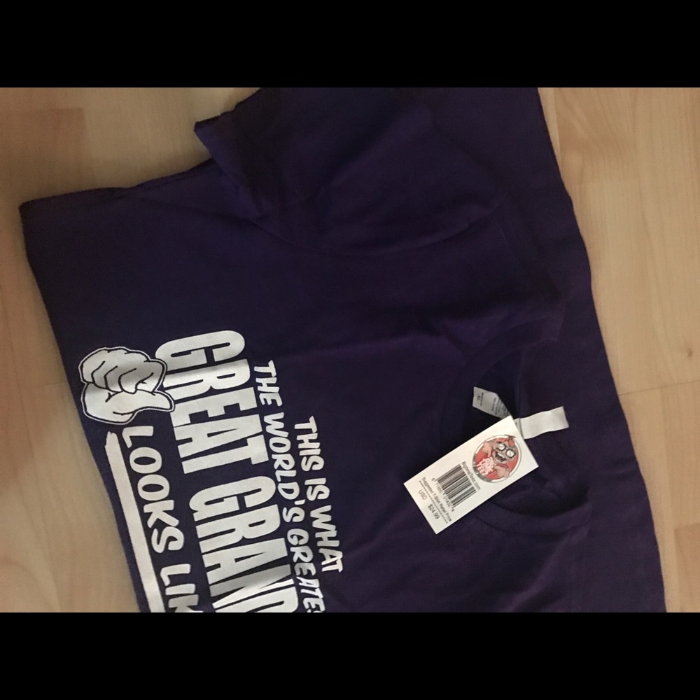 NWT Funny, Women's Graphic Tee