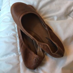 Leather ballet flats