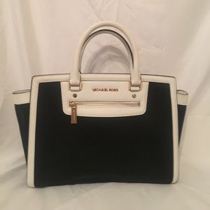 Basically new Michael Kors Bag