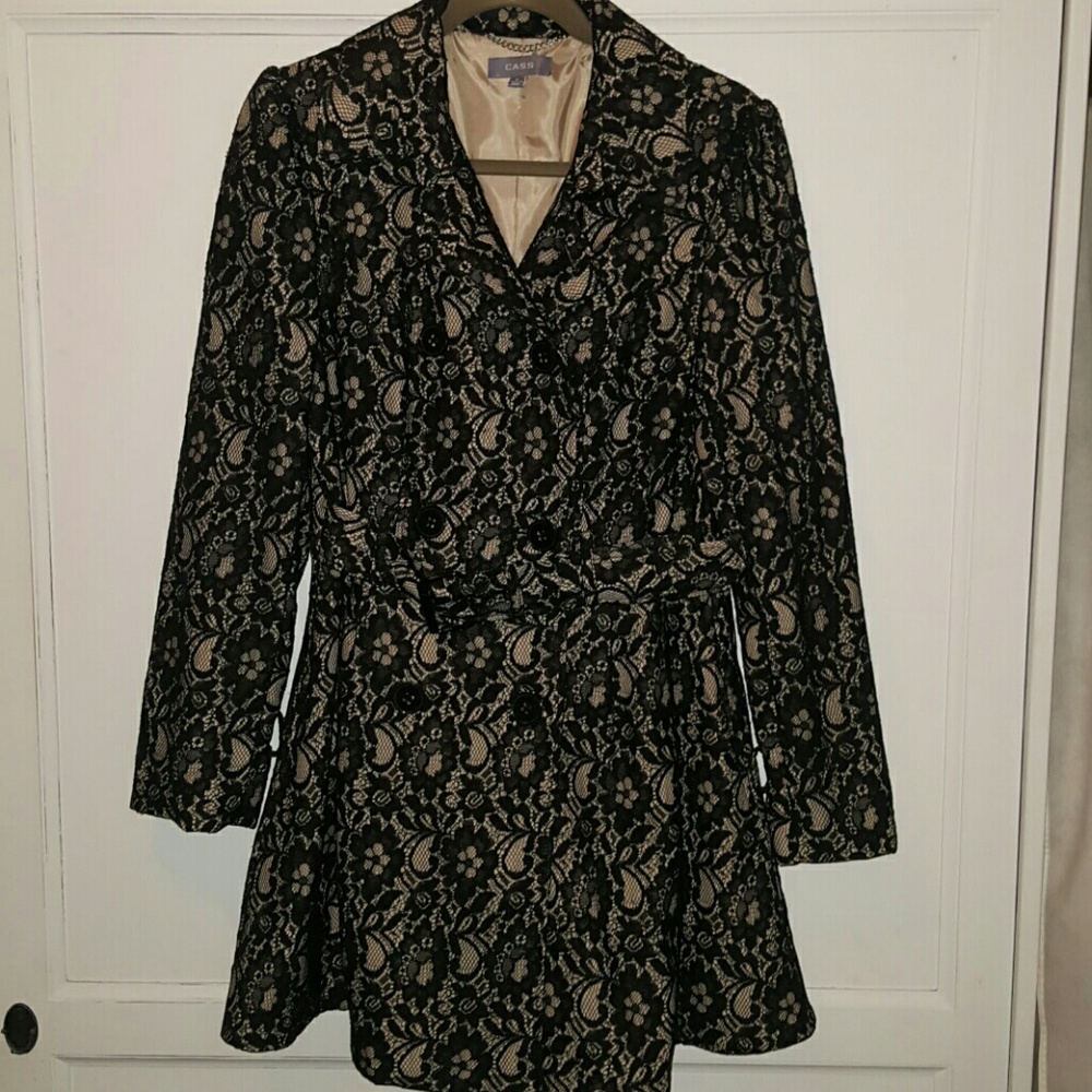 Lace coat