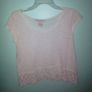 Women's white t shirt