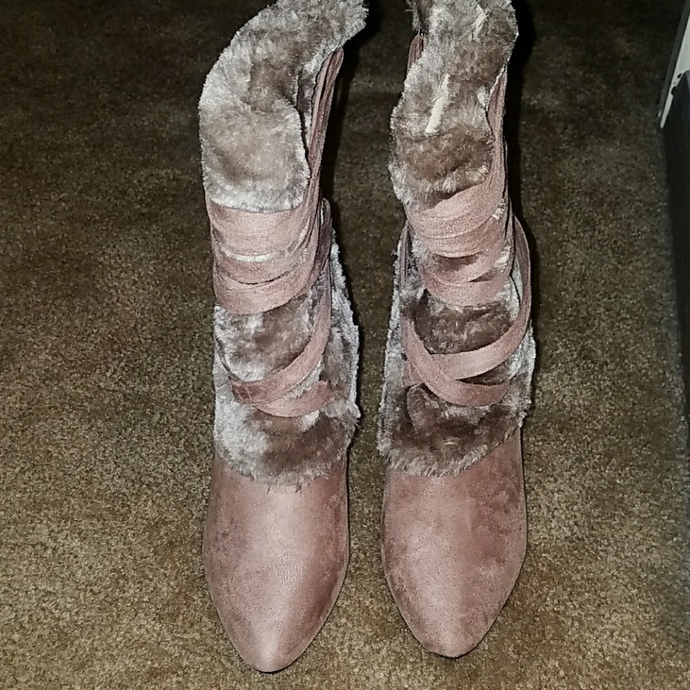 CAPE ROBBIN DUST ROSE BOOTS - Picture 5 of 5