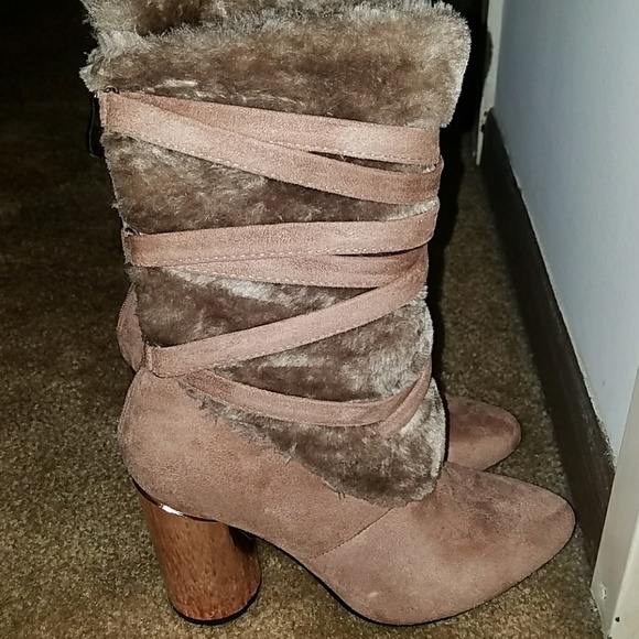 CAPE ROBBIN DUST ROSE BOOTS - Picture 2 of 5