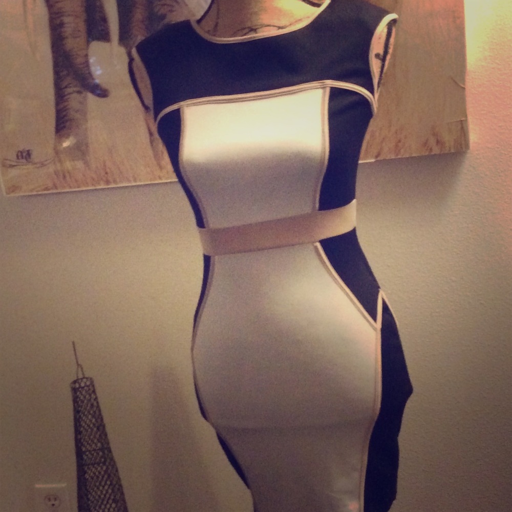 Cute dress 👗 whole body zip up back