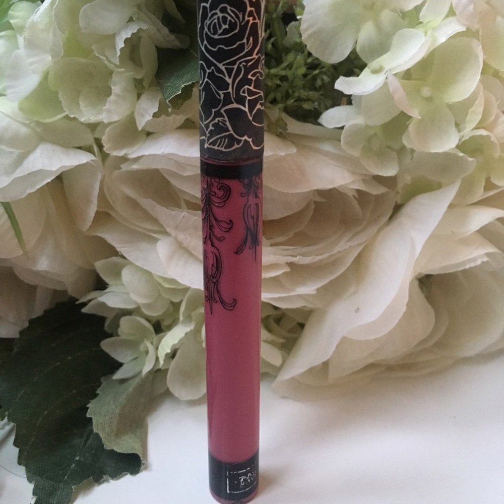 Kat Von D Everlasting Liquid Lipstick in Mother
