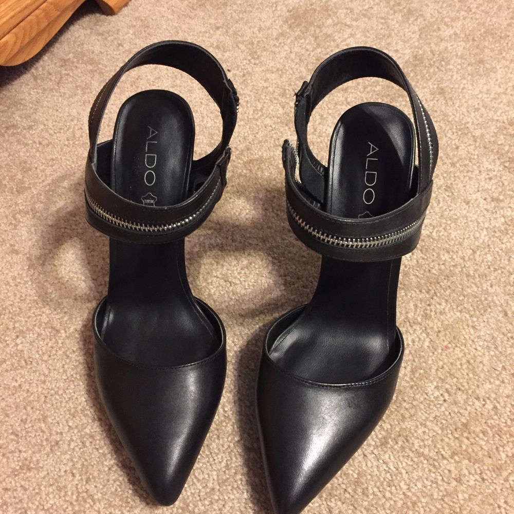 Aldo Harrup 4.5" black heels