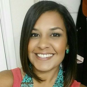 Meet your Posher, Dalila