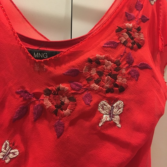 Detailed blouse - Picture 2 of 3