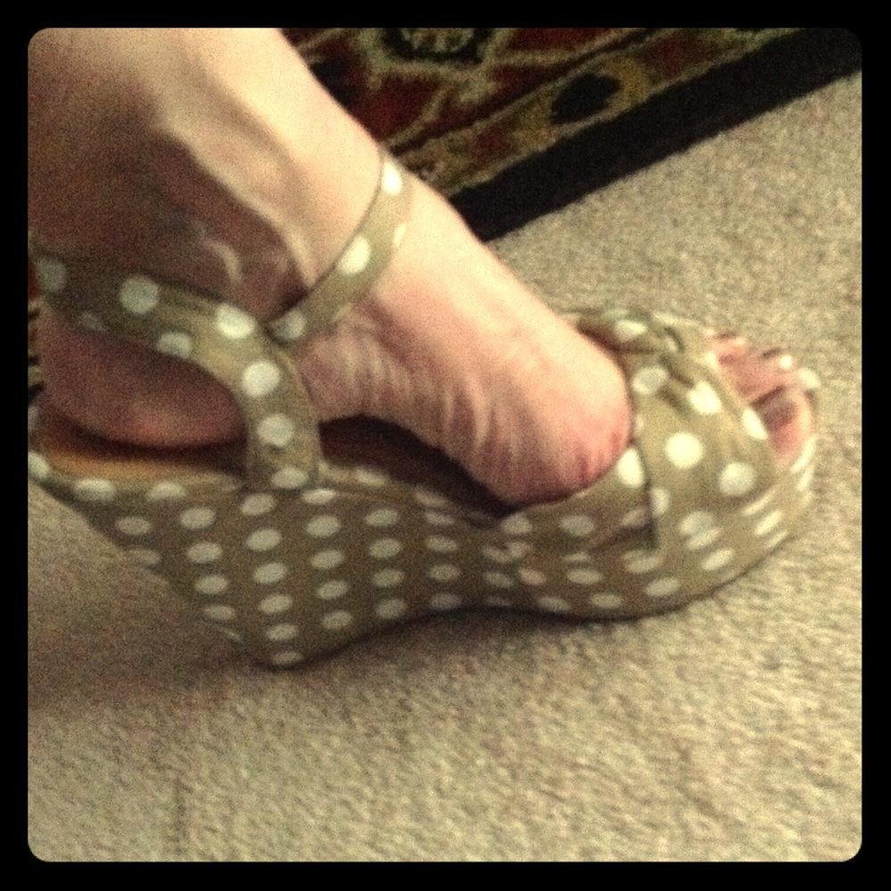 Polka dot wedge sandals