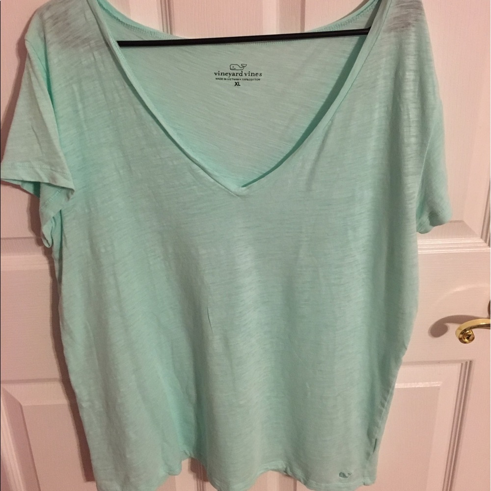 Vineyard vines shirt