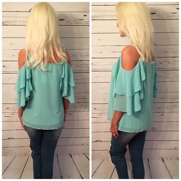 LAST 1! 💕💕Mint Strappy flutter sleeve  top - Picture 3 of 3