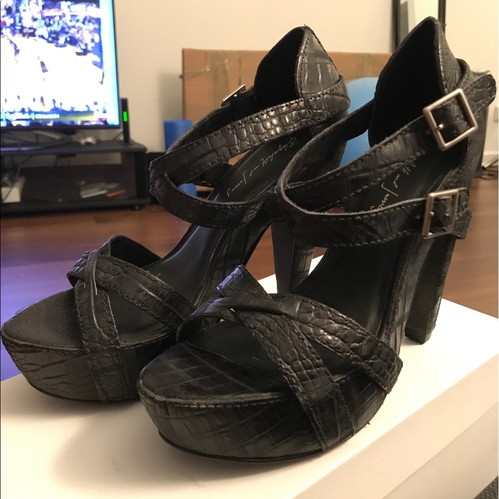 Brand new Elizabeth and James platform heels!
