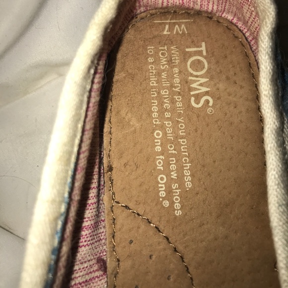 Blue and White Toms - Picture 5 of 6